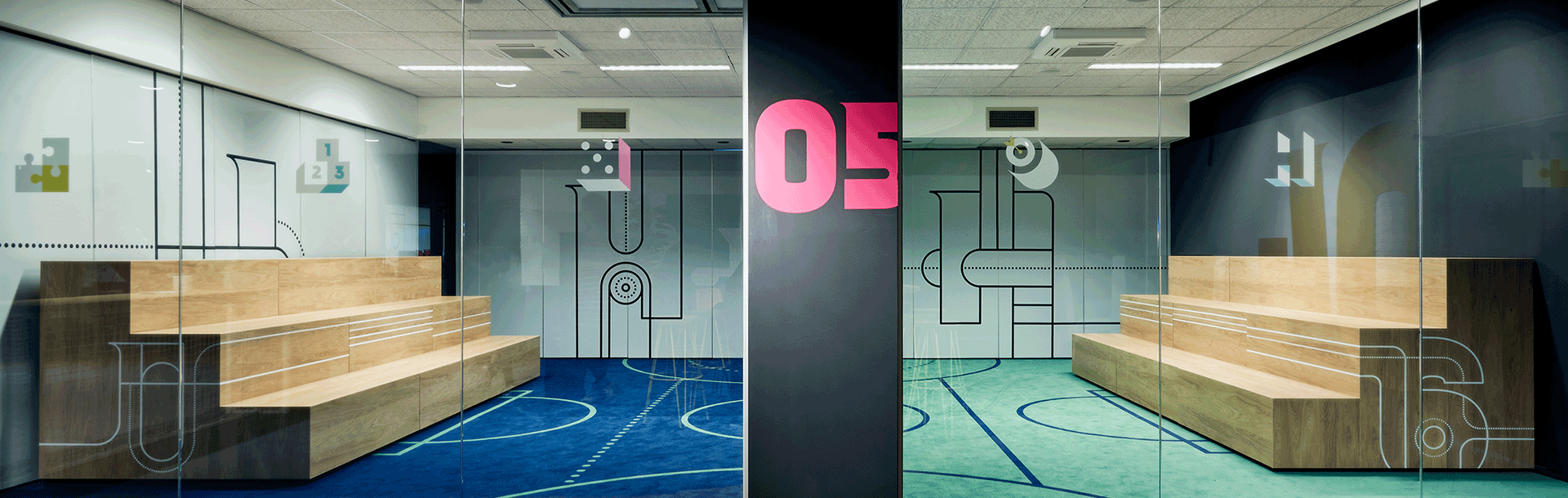 hup-meet-tribune-zaal